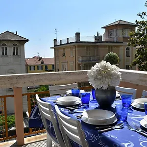 House Luna Rossa By Holiday World Chiavari
